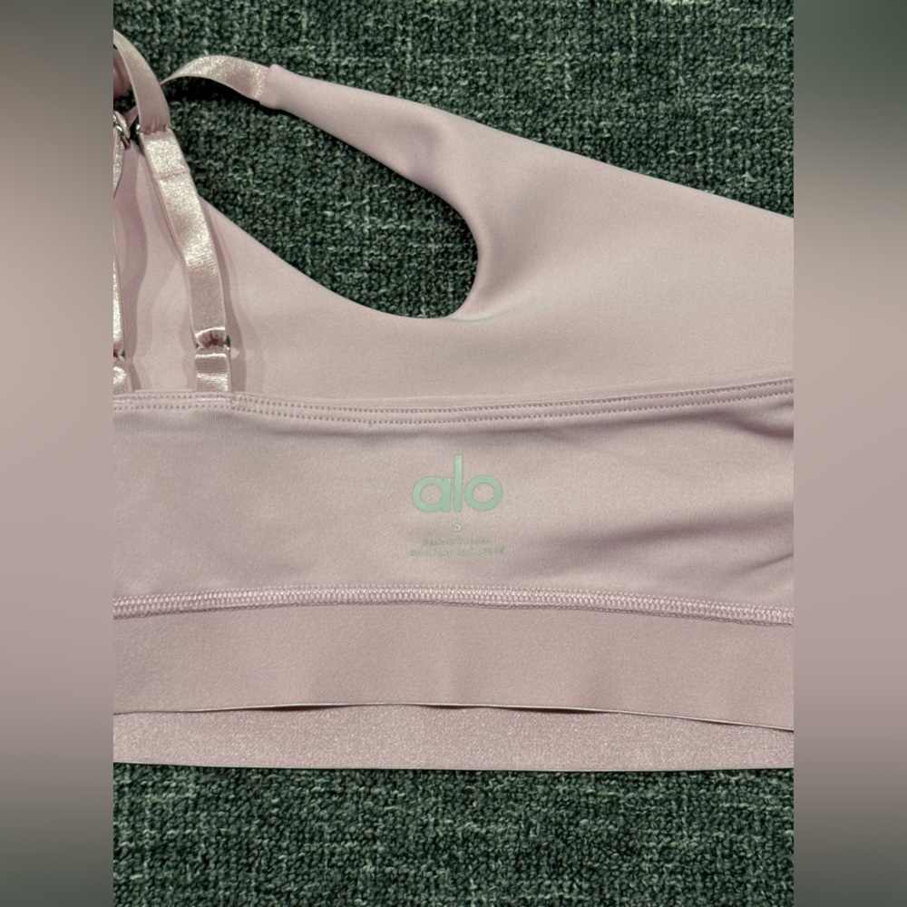ALO YOGA Airlift All Nighter Sports Bra Sugarplum Pink sz Small One Shoulder - Picture 4 of 5